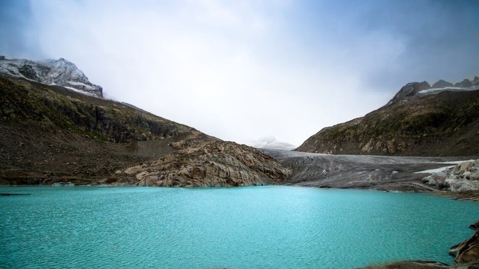 Scientists Say The Glacial Lake in Alaska is Still Draining At an Alarming Rate Causing Decades Erosion in A Single Weekend
