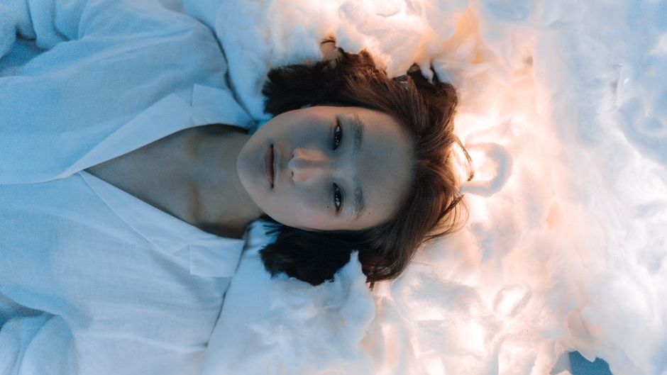 Consciousness Research Says the Moment You Wake But Cannot Move Your Body May Be One of the Clearest Windows Into How Awareness Separates From the Physical Brain