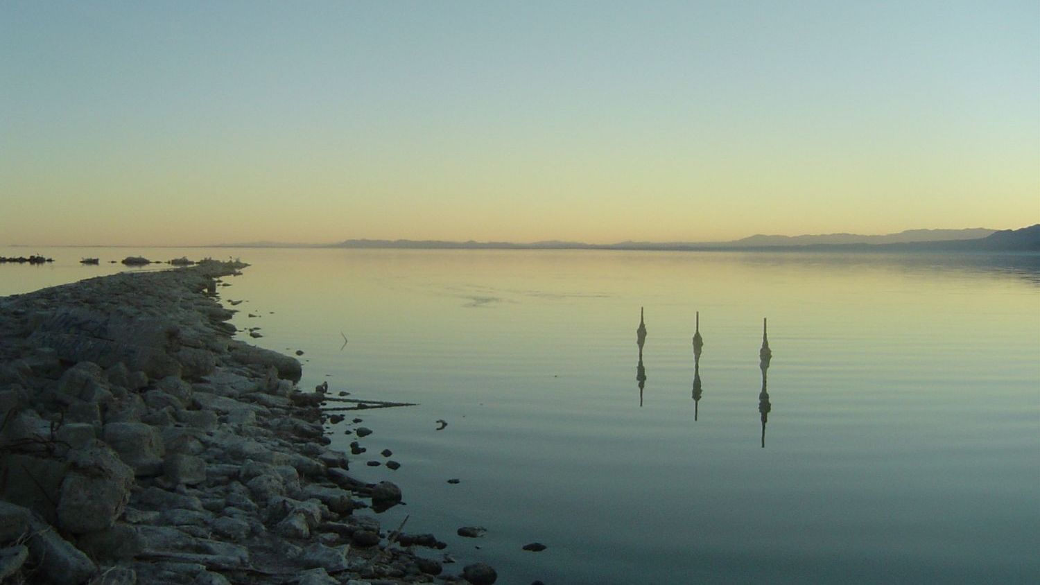 Why The Salton Sea Stinks Like Rotten Eggs and Geologists Are Concerned It’s Getting Worse