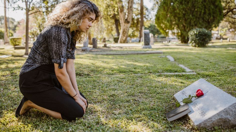Why Consciousness and Death Are So Closely Linked in Philosophy
