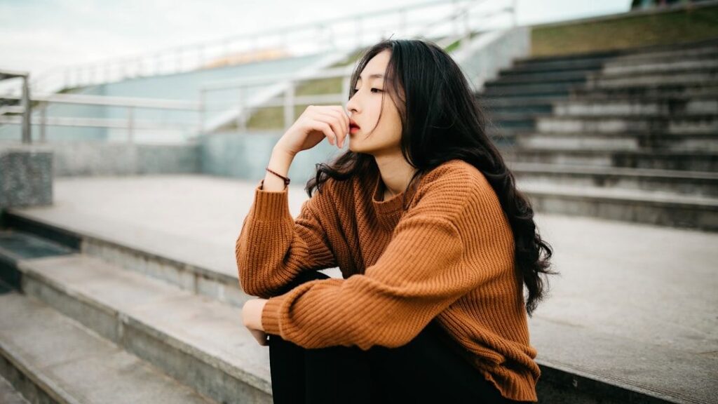 Consciousness Research Says There May Be a Thin but Measurable Gap Between When Your Brain Decides and When You Actually Feel You Chose