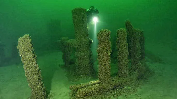 The Alleged “Stonehenge” Structure in Lake Michigan