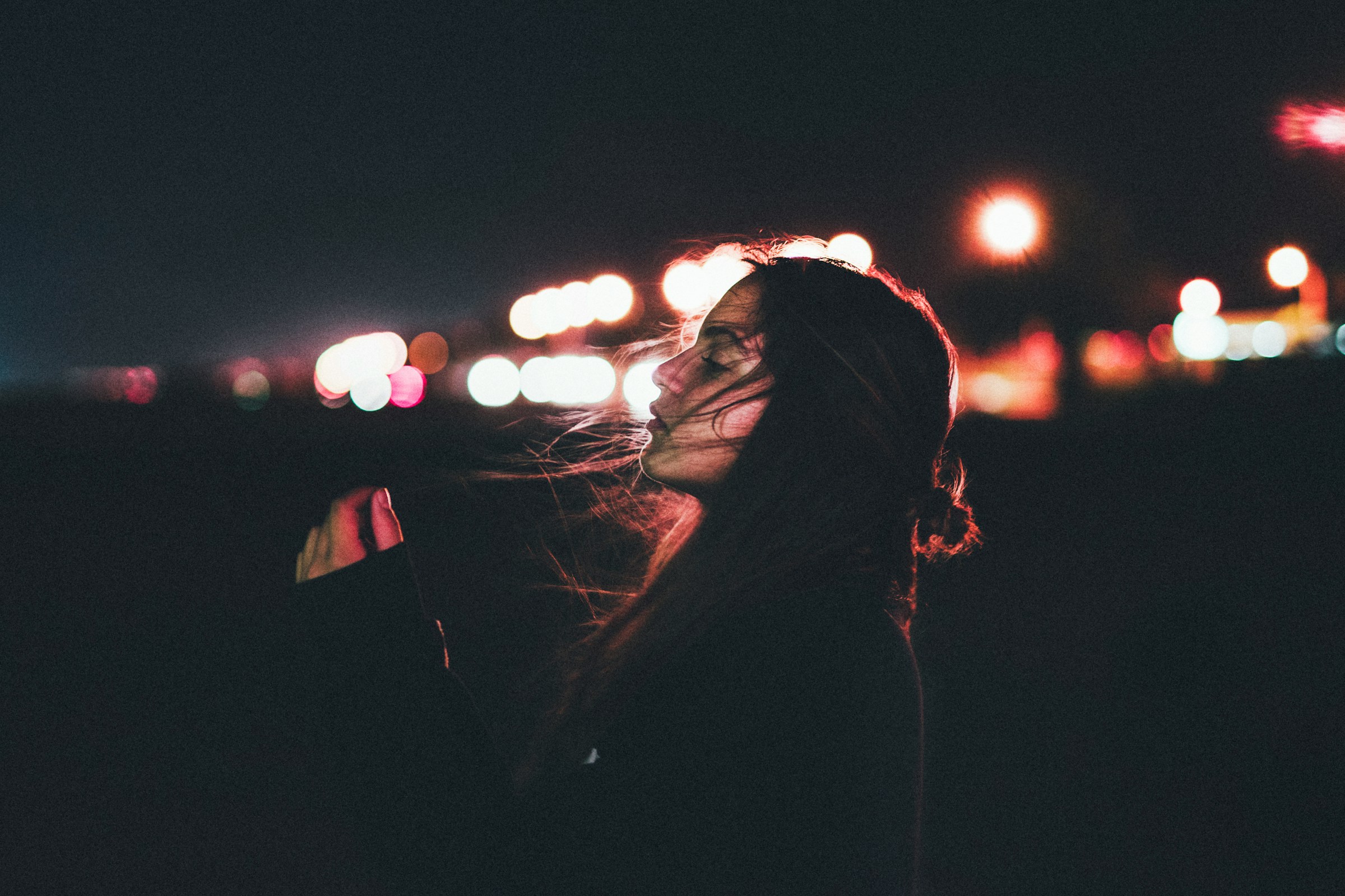Neuroscience Says People Who Prefer Being Alone at Night Are Processing Threat Differently Than the Rest of the Population