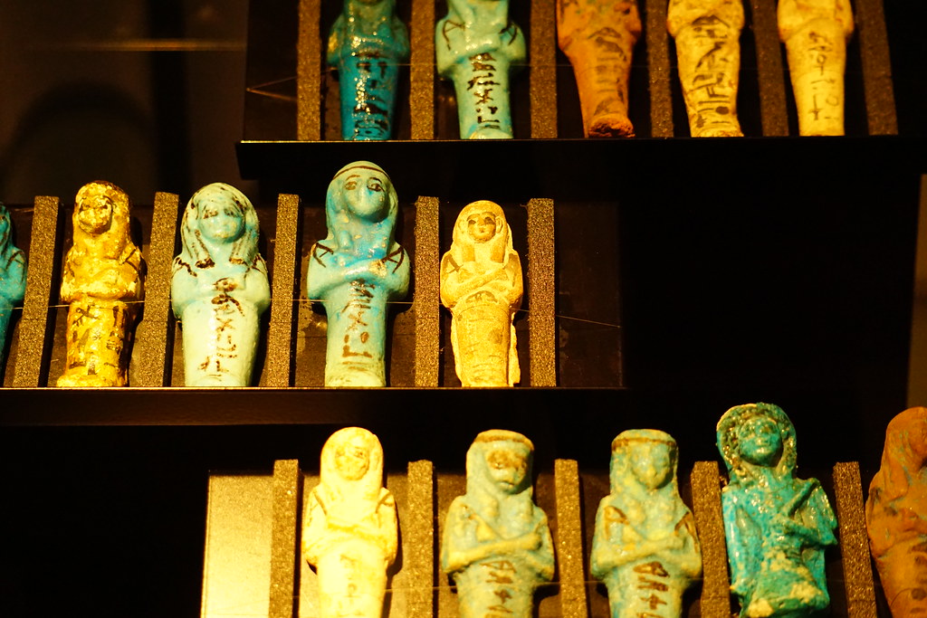 10 Objects Found in Egyptian Tombs That Remain Officially Unclassified