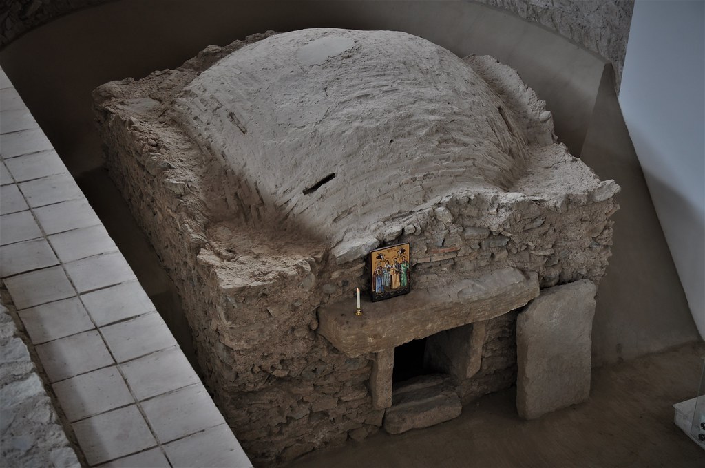 15 Tombs That Held Something No One Ever Expected to Find