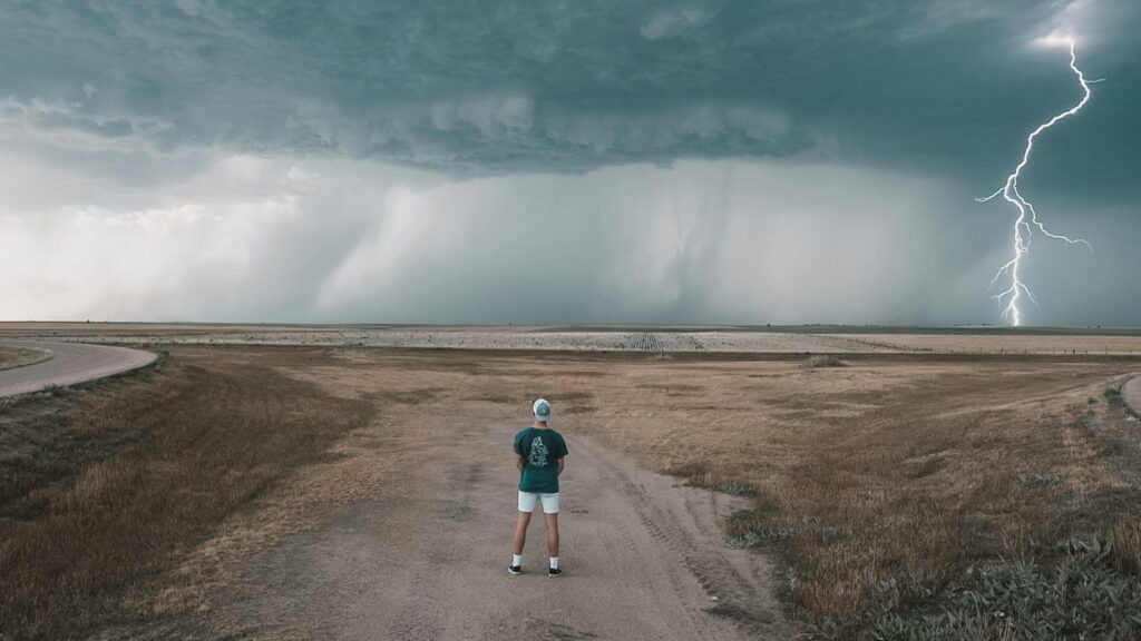 People Who Prefer Thunderstorms to Sunshine Have This One Personality Trait Psychologists Rarely See