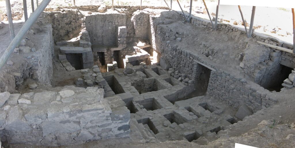 7 Historical Empires So Completely Erased That Historians Disputed Their Existence Until Physical Evidence Was Excavated