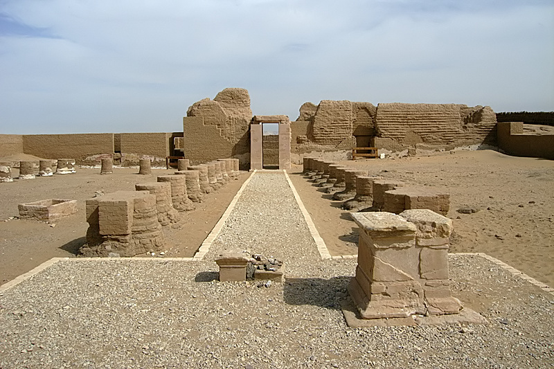 Archaeologists Just Found a Lost Byzantine City Buried In Egypts Desert -and Bodies with ‘Golden Tongues’