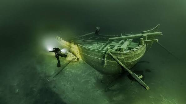 1. The “Ghost Ship” Fluyt in the Baltic: A Seventeenth-Century Time Capsule 