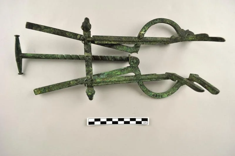 Byzantine and Late Antique Gynecologic Texts: Forceps and Specula in the Ground