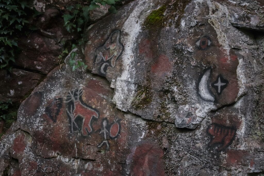 Newly Found Cave Art Suggests Humans Used Astronomy 30,000 Years Ago