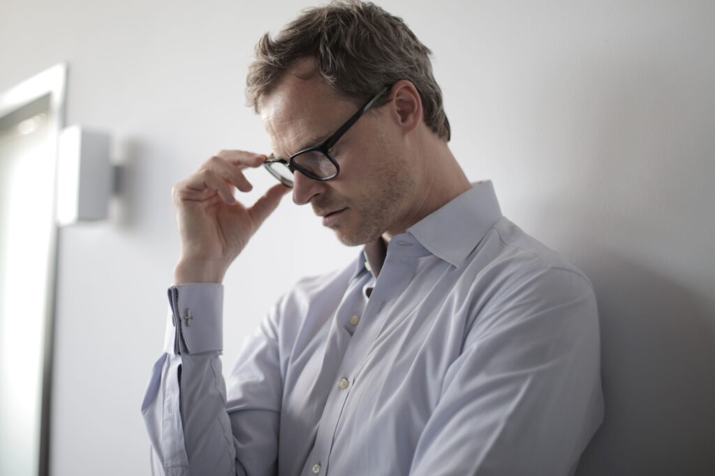 Neuroscience Says Your Brain May Begin Preparing a Decision Before You Know You’ve Made It