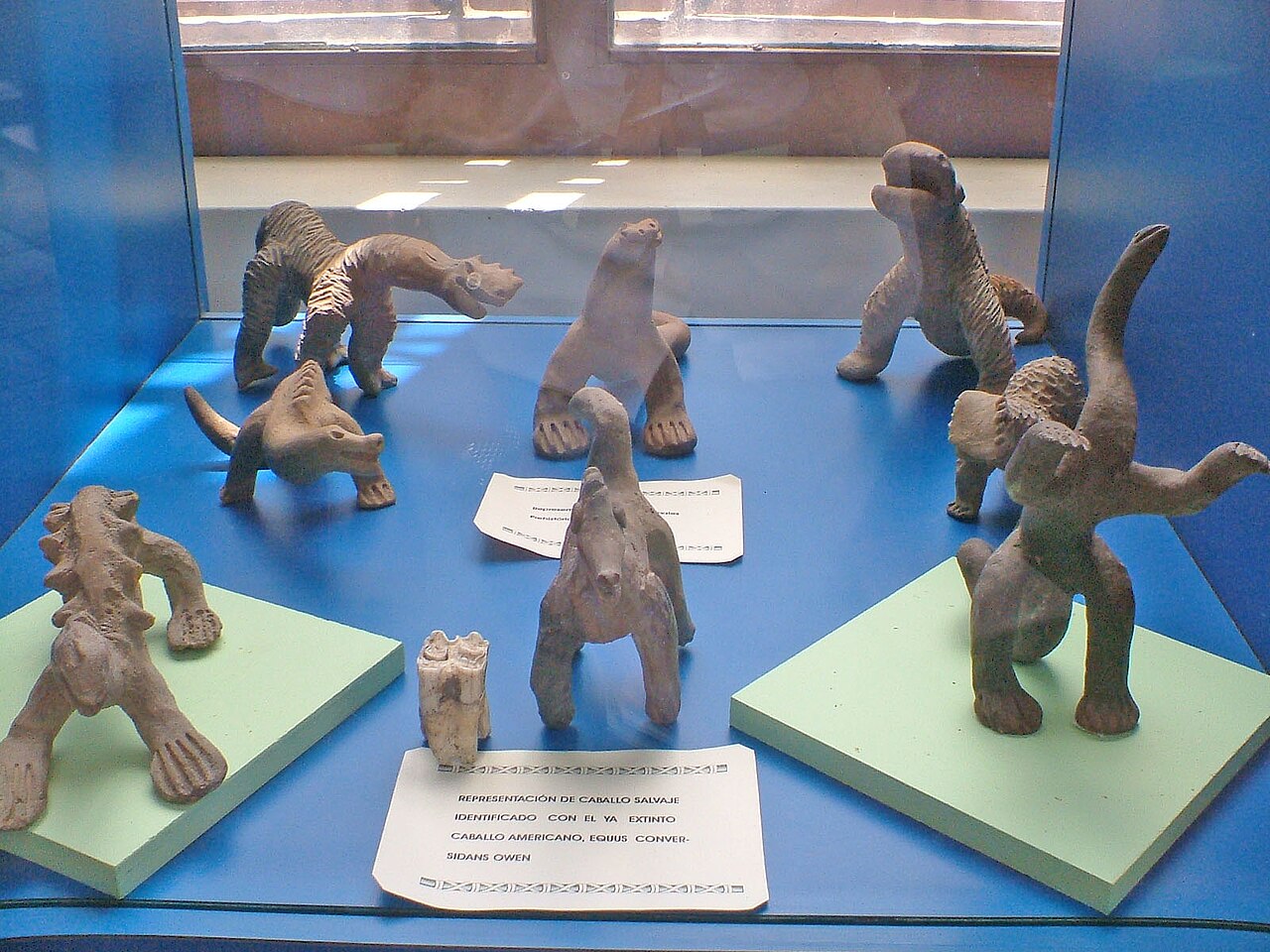 #6 - The Acámbaro Figurines: Dinosaurs, Clay, and a Paid Workforce