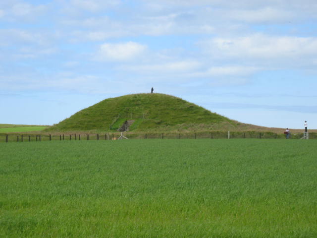 8. The Cairns of Orkney: Monumental Tombs at the Edge of the North Sea