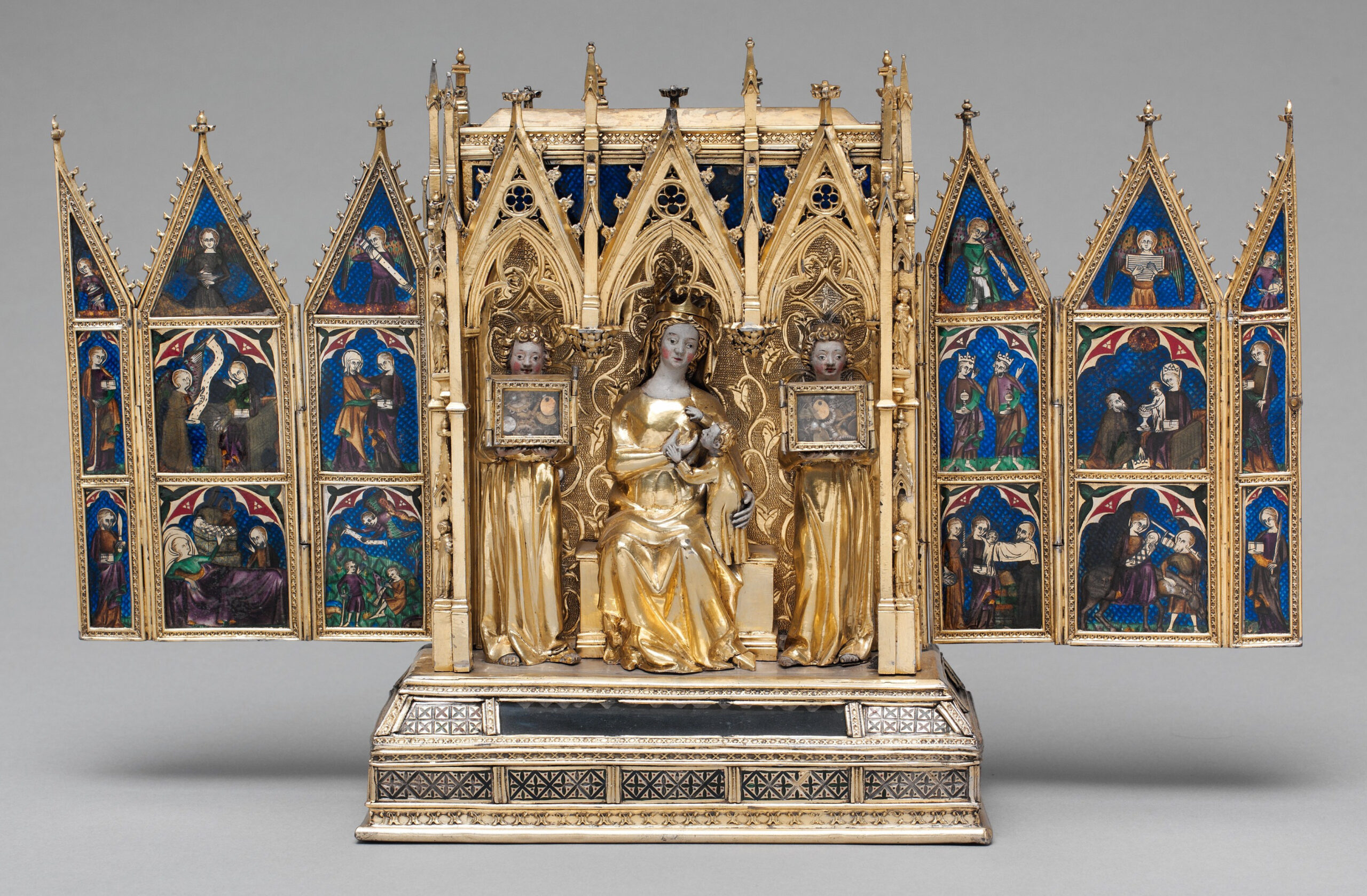 #4 - The "Medieval" Reliquary Hiding a Mass-Produced Interior