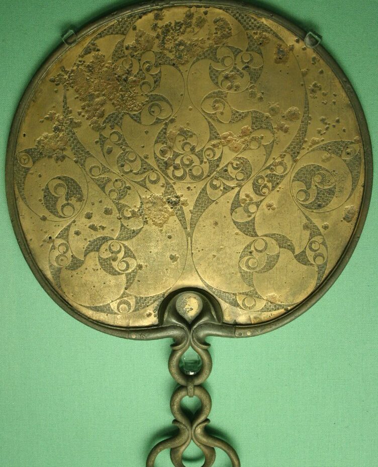#2 - The "Celtic Mirrors" That Barely Reflect Anything