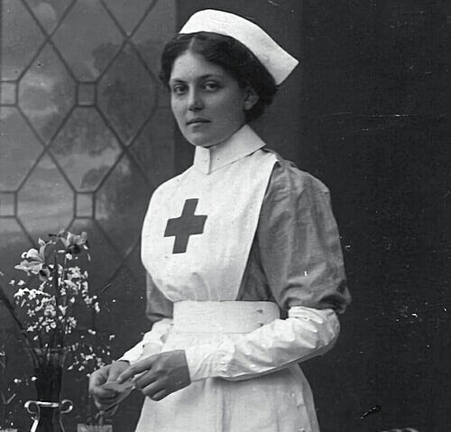 #13 - The Stewardess Who Survived Three Sinking Ocean Liners