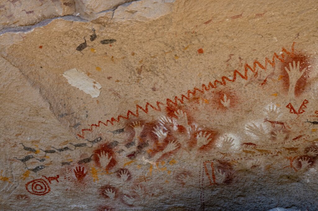 13 Prehistoric Painting Techniques Researchers Reconstructed by Experiment