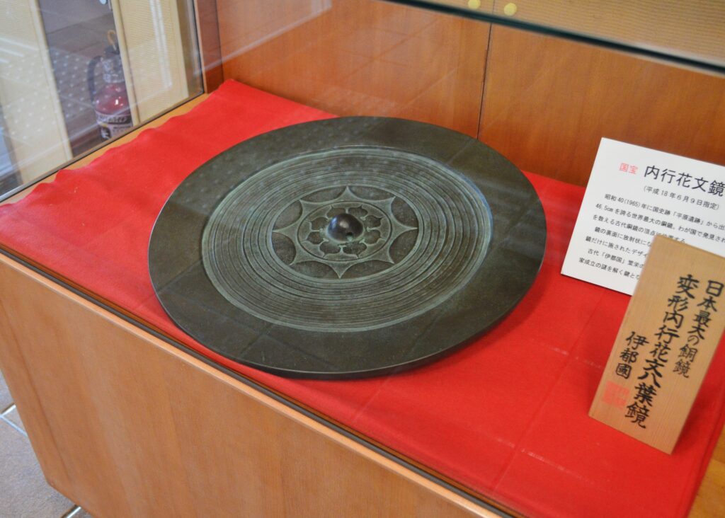 14 Archaeological Forgeries Made to Satisfy a Paying Buyer