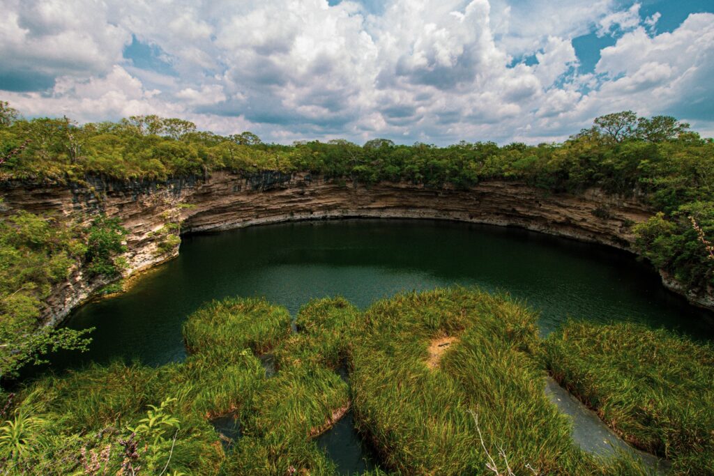 8 Reasons Florida Is So Vulnerable to Sinkholes