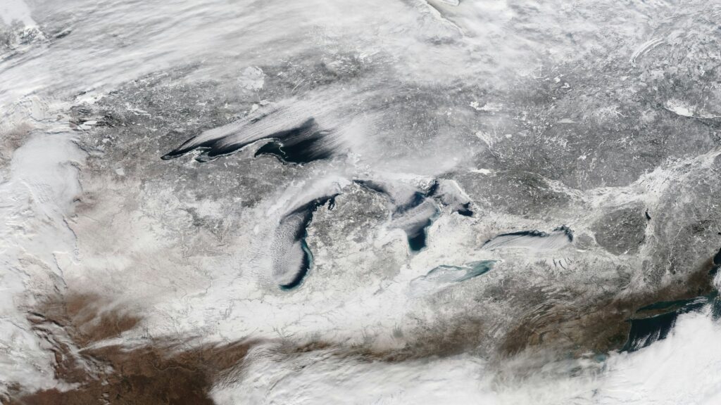 8 Ways Ice Shaped the Great Lakes