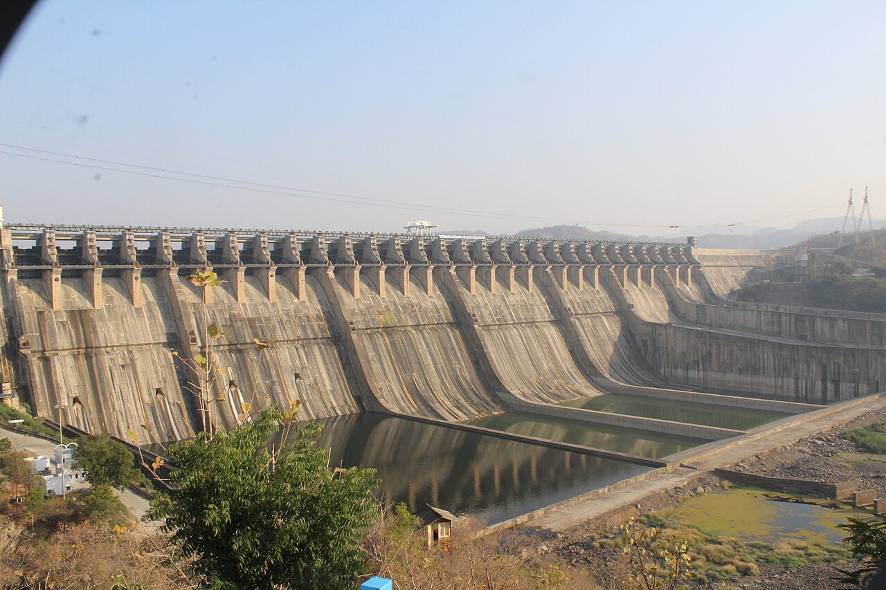 #10 - Kurzon and the Doomed Villages of India's Narmada Valley